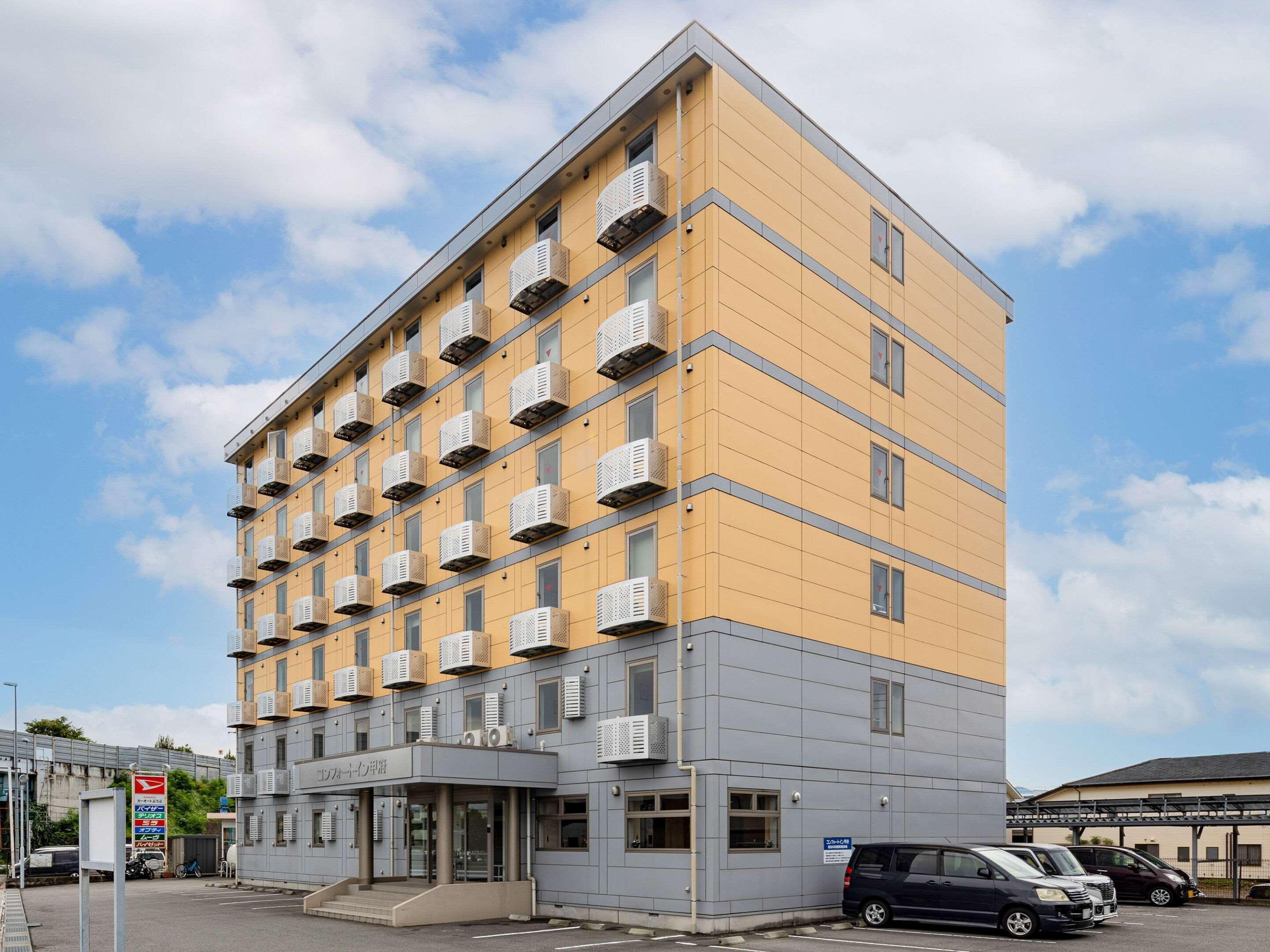 Comfort Inn Kofu Showa Inter Екстер'єр фото